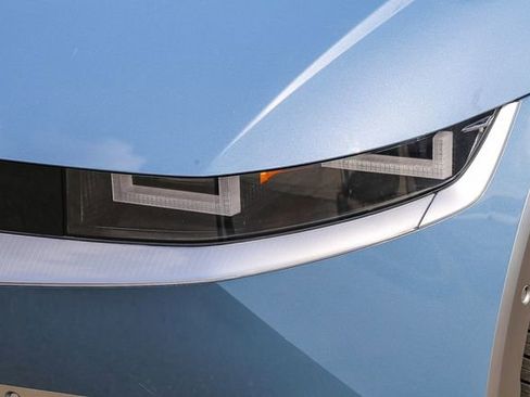 Certified 2024 Hyundai Ioniq 5 Limited RWD image 8