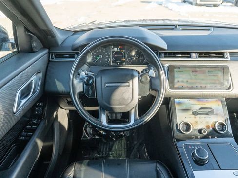 Used 2020 Land Rover Range Rover Velar R-Dynamic S image 12