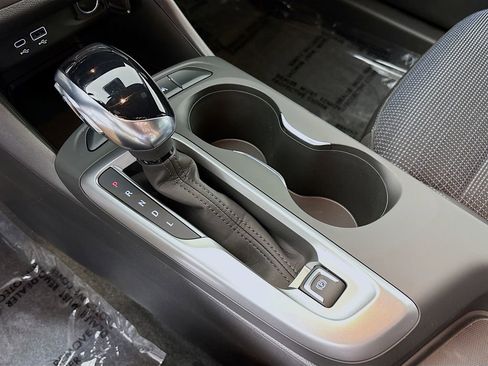 New 2026 Buick Envista Sport Touring w/ Convenience I Package FWD image 16