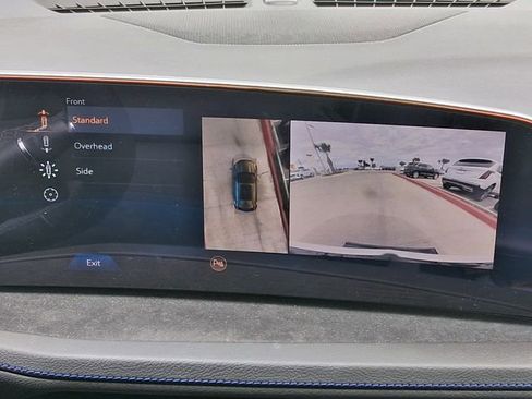 Used 2025 Cadillac XT4 Sport FWD image 15