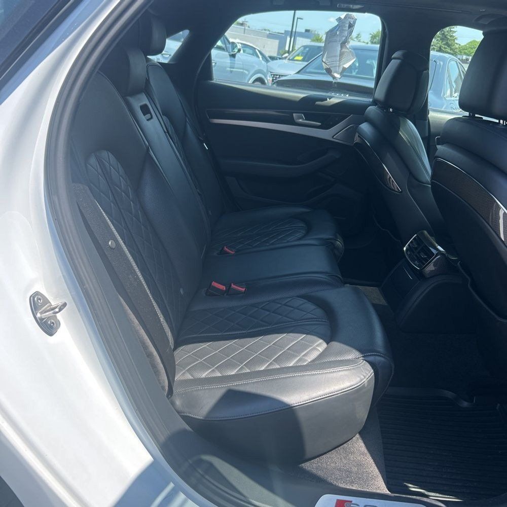 Used 2015 Audi S8 AWD/4WD image 14