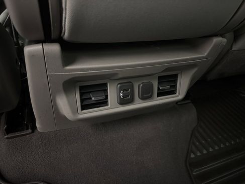 Used 2022 GMC Sierra 2500 SLE w/ SLE Convenience Package image 37