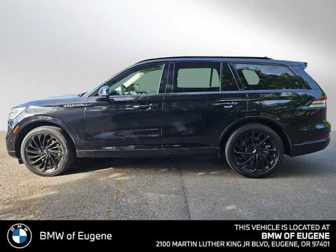 Used 2023 Lincoln Aviator Reserve w/ Equipment Group 201A AWD/4WD image 6