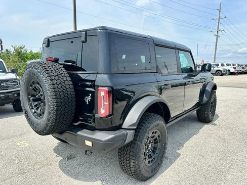 New 2026 Ford Bronco Badlands AWD/4WD image 3