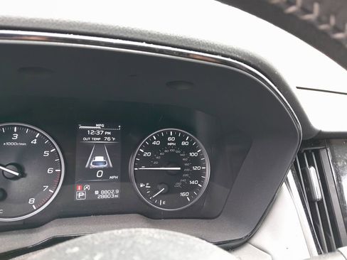 Used 2023 Subaru Outback Premium AWD/4WD image 21