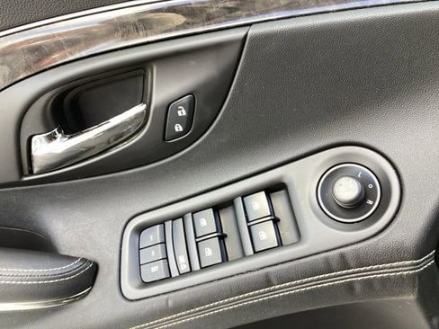 Used 2014 Buick LaCrosse Premium w/ Driver Confidence Package image 9