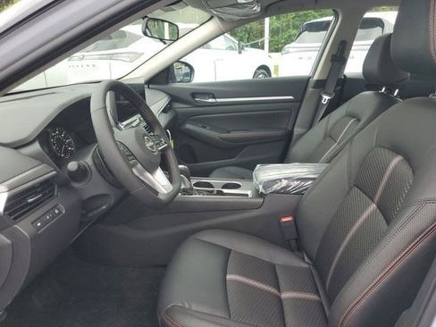 New 2026 Nissan Altima 2.5 SR FWD image 12