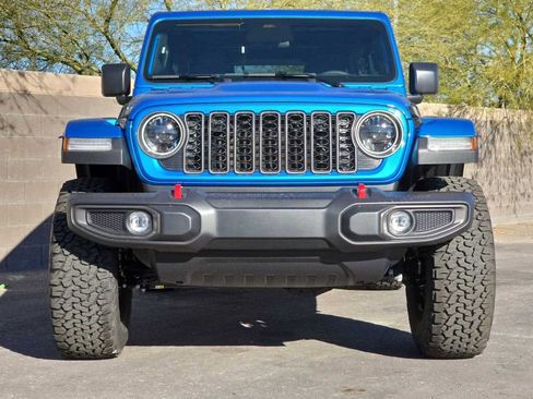 New 2026 Jeep Wrangler Unlimited Rubicon w/ Xtreme 35 Tire Package AWD/4WD image 3