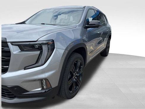 Used 2024 GMC Acadia Elevation w/ Black Edition AWD/4WD image 12