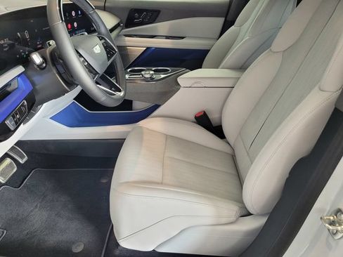 New 2027 Cadillac Optiq Premium Sport AWD/4WD image 17