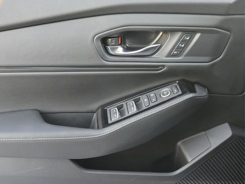 Used 2023 Honda Accord Touring image 31