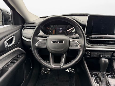 Used 2022 Jeep Compass Latitude w/ Convenience Group image 12