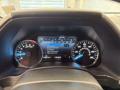 Used 2020 Ford F150 Lariat w/ Equipment Group 502A Luxury AWD/4WD image 29