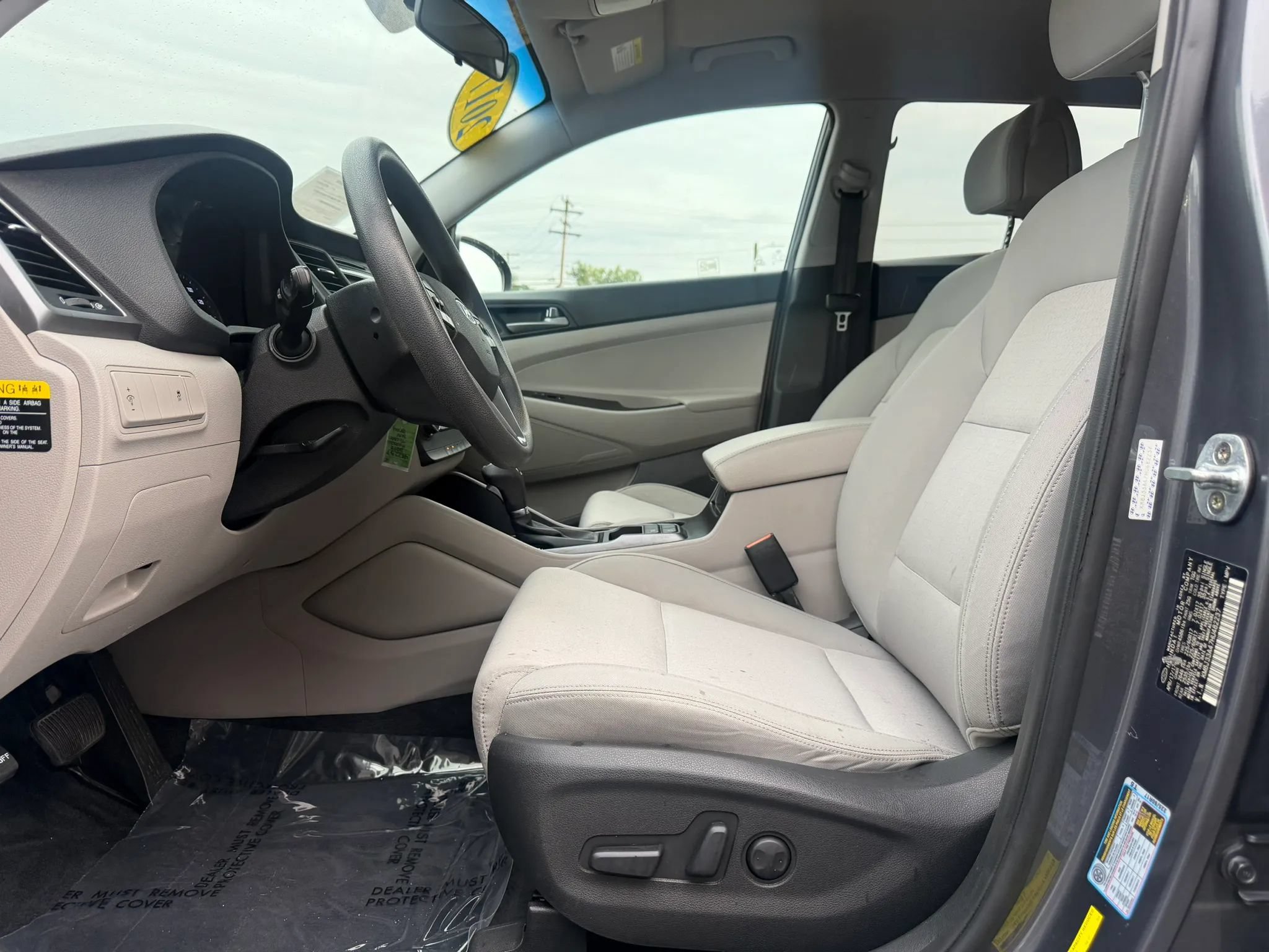 Used 2017 Hyundai Tucson SE w/ SE Popular Package 02 FWD image 12