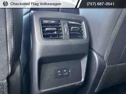 Used 2023 Nissan Rogue SV image 45