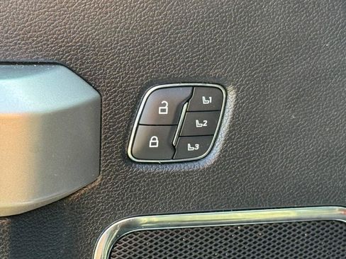 Used 2021 Ford F350 Lariat w/ Chrome Package AWD/4WD image 25