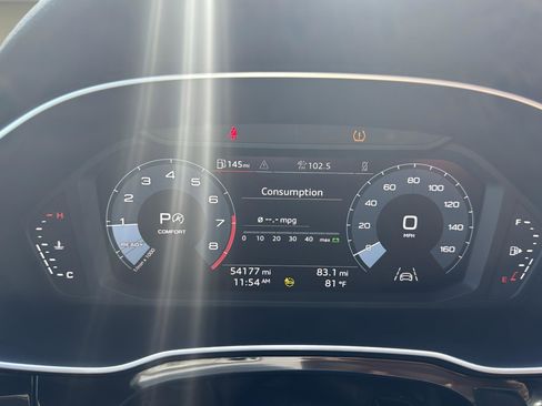 Used 2023 Audi Q3 2.0T Premium image 12