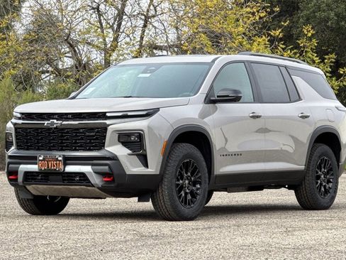 New 2026 Chevrolet Traverse Z71 image 8