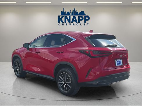 Used 2024 Lexus NX 250 FWD w/ Cold Area Package image 3