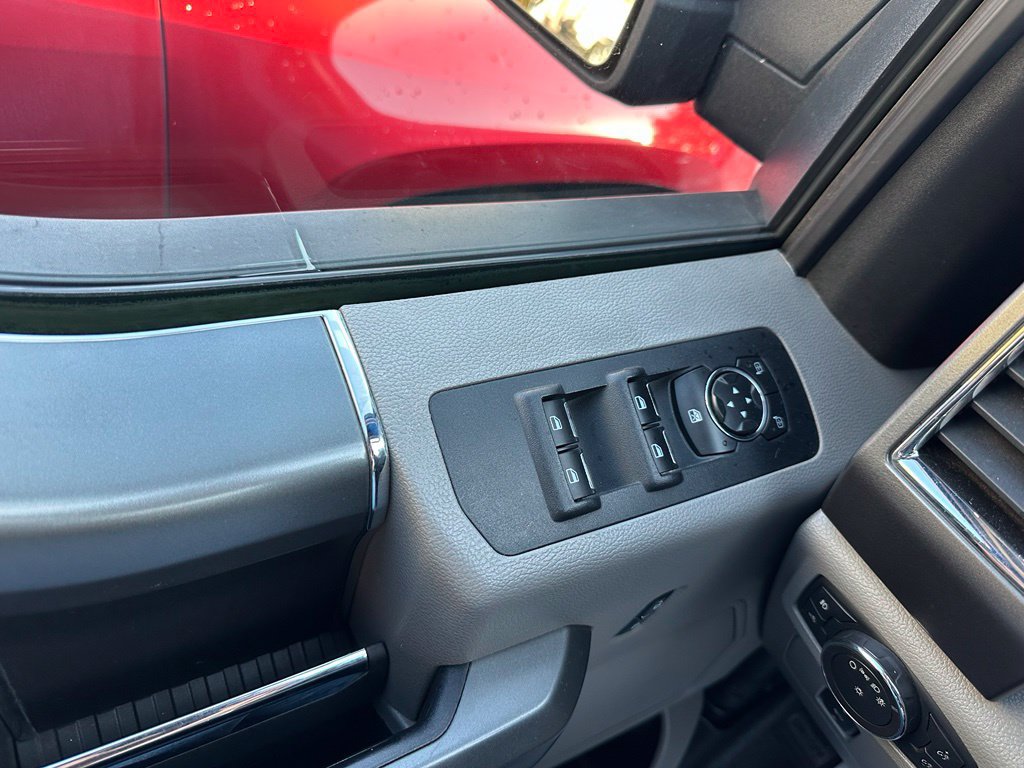 Used 2016 Ford F150 XLT w/ Equipment Group 302A Luxury AWD/4WD image 23