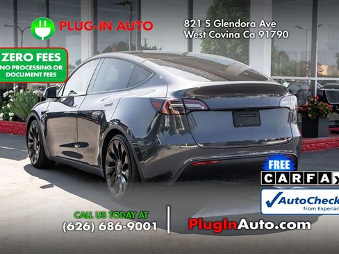 Used 2023 Tesla Model Y Performance AWD/4WD image 2