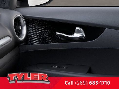 Used 2024 Kia Forte GT image 28