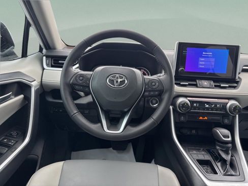 Certified 2025 Toyota RAV4 XLE Premium image 9
