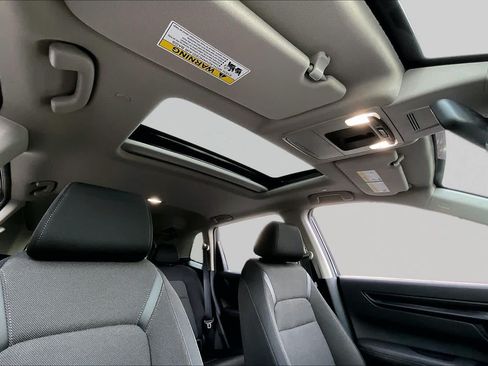 Used 2025 Honda CR-V EX image 14