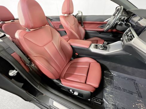 Used 2023 BMW 440i xDrive Convertible w/ Premium Package image 28
