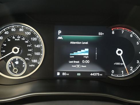 Used 2023 Genesis G70 2.0T w/ Sport Prestige Package image 5