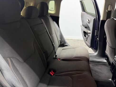 Used 2018 Jeep Compass Sport FWD image 45