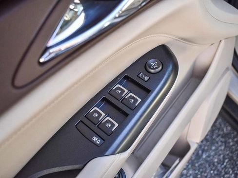 Used 2014 Cadillac SRX Performance w/ LPO, U-Rail D-Rings Package image 18