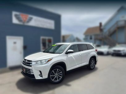 Used 2019 Toyota Highlander XLE