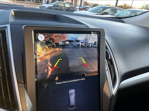 Used 2023 Ford Edge SEL image 11