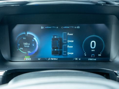 Used 2023 Ford F150 Lightning Pro image 12