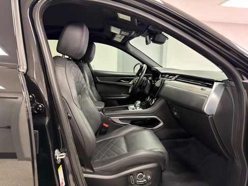 Used 2023 Jaguar F-PACE S AWD/4WD image 9