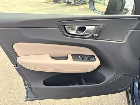 New 2026 Volvo XC60 B5 Plus w/ Climate Package image 21
