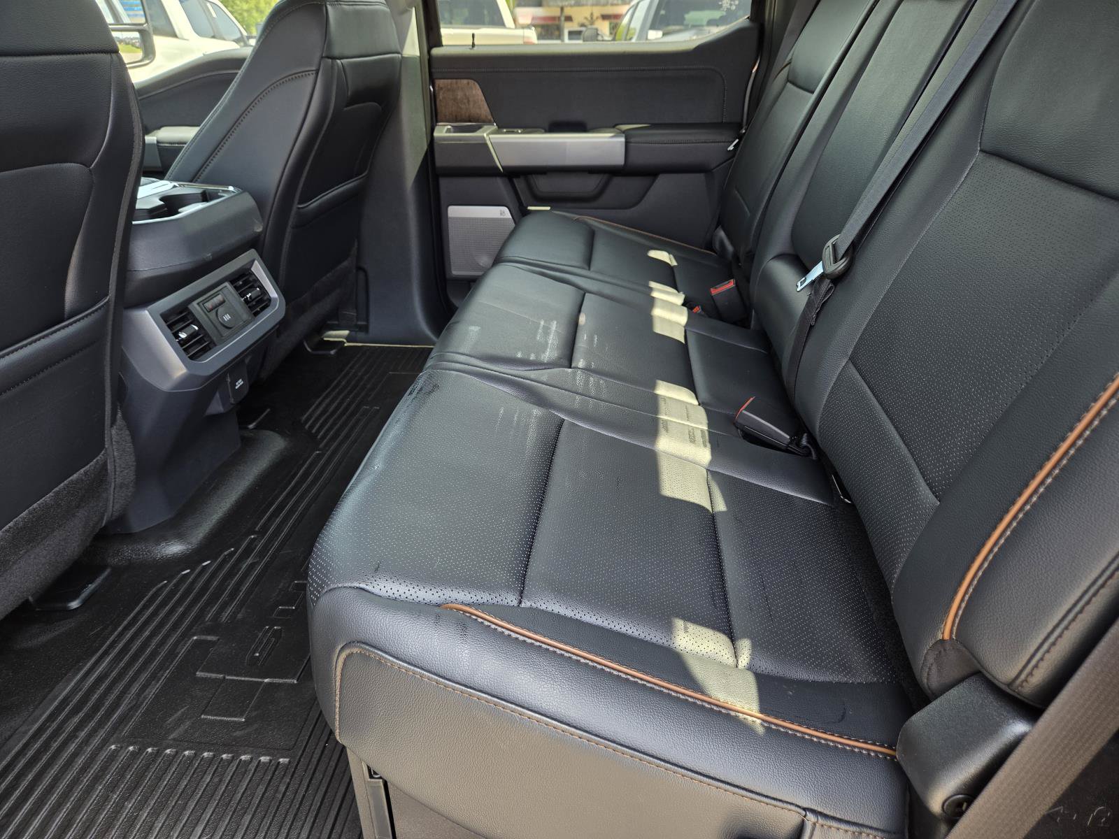 New 2026 Ford F450 Lariat w/ Camper Package AWD/4WD image 23