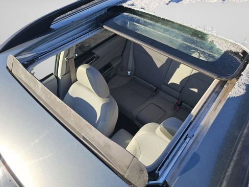 Used 2011 Subaru Forester 2.5X Premium w/ All-Weather Pkg image 8