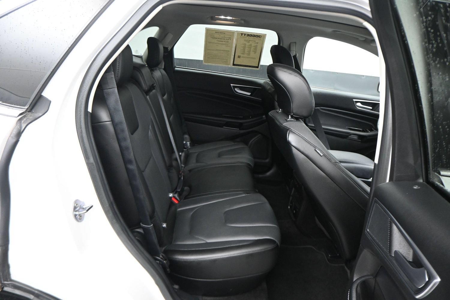 Certified 2018 Ford Edge Titanium w/ Equipment Group 302A FWD image 10