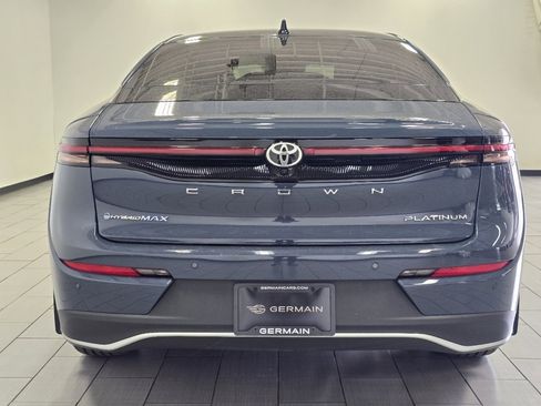 Certified 2025 Toyota Crown Platinum image 17