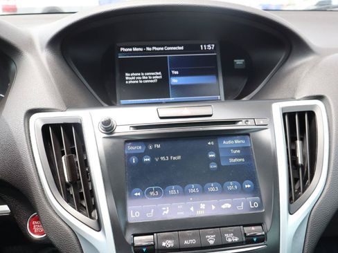 Used 2018 Acura TLX FWD image 23