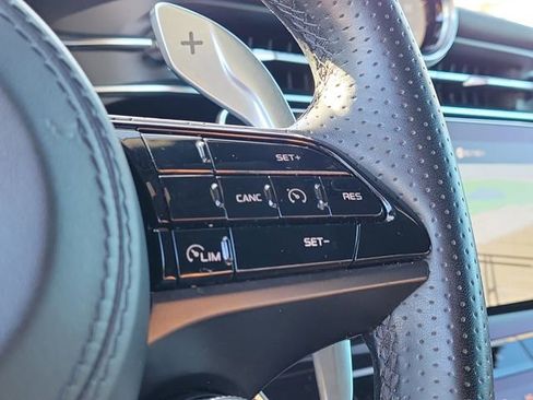 Used 2024 Maserati Grecale GT AWD/4WD image 32