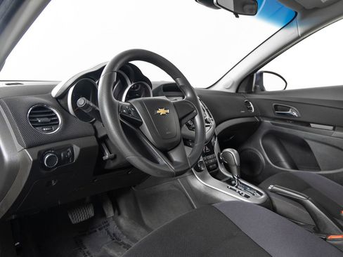 Used 2014 Chevrolet Cruze LT image 14