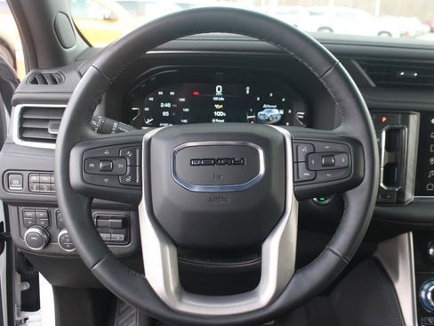 Used 2024 GMC Yukon XL Denali w/ Max Trailering Package image 22