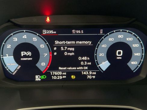 Used 2022 Audi Q3 2.0T Premium Plus w/ Premium Plus Package image 20