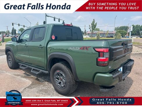 Used 2026 Nissan Frontier PRO-4X w/ Tow Package AWD/4WD image 5