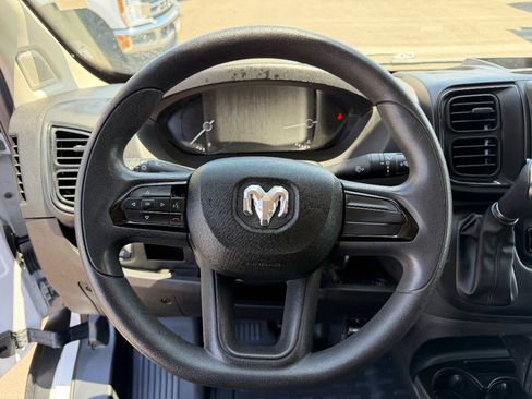 Used 2023 RAM ProMaster 2500 w/ Convenience Group FWD image 15