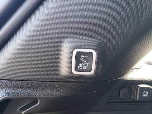 New 2026 Jeep Grand Cherokee Altitude AWD/4WD image 9