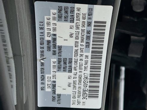 Used 2022 MAZDA MAZDA3 s image 35